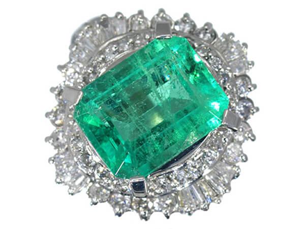 プラチナ　エメラルド2.79ct　ダイヤモンドリング