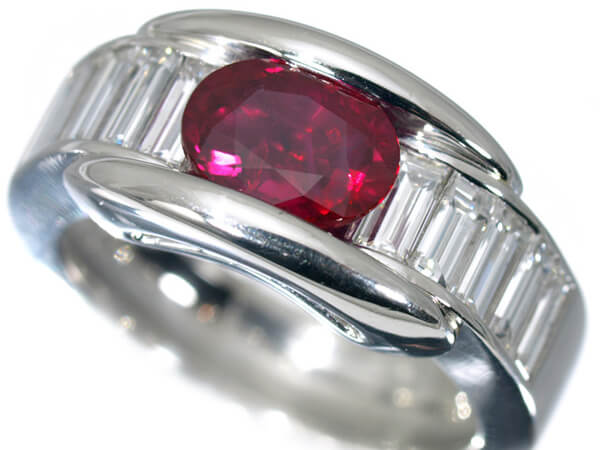 プラチナ　ルビー　2.2ct　ダイヤモンドリング