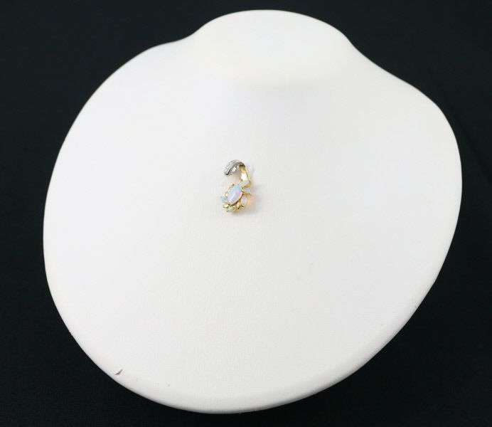 山本真理 ペンダントトップ オパール 0.59ct/0.36ct ダイヤ K18YG/Pt900 