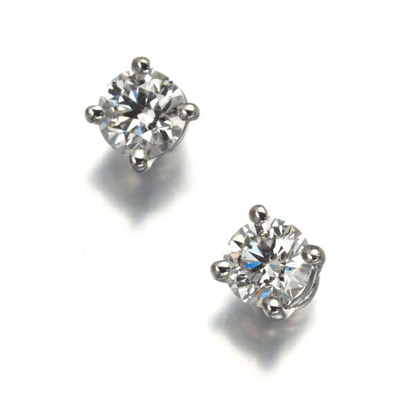 ティファニー ピアス ダイヤ 0.25ct/0.24ct F VS1 ソリティア Pt950 鑑定書