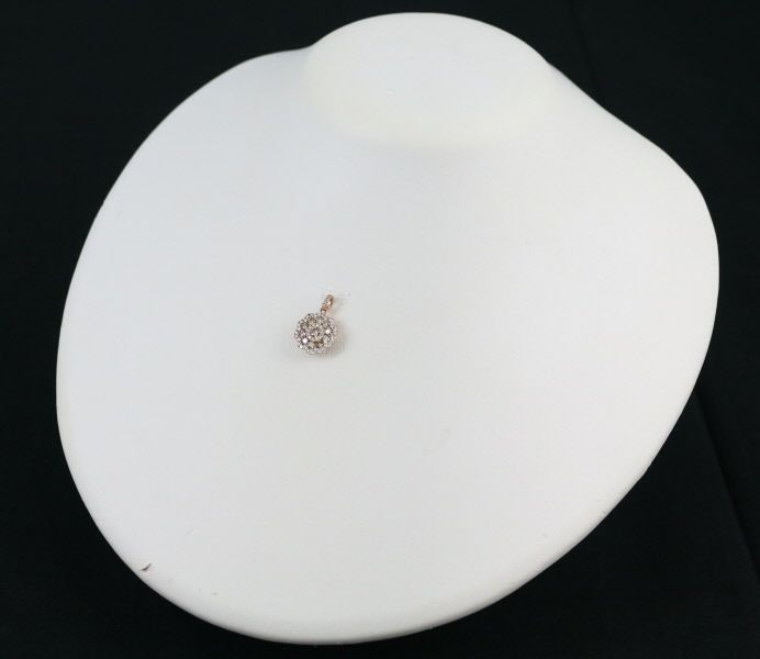 ダイヤ 0.75ct フラワー ペンダントトップ K18PG 