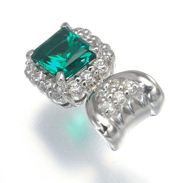 クレサンベール ペンダントトップ 再結晶エメラルド 0.80ct ダイヤ 0.36ct  クラシック Pt950 