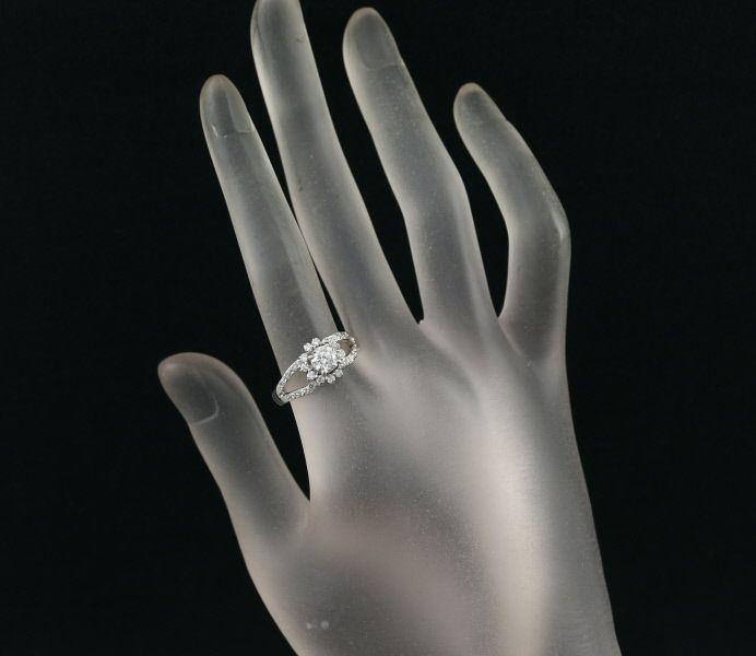 ダイヤ 0.51ct/0.24ct/0.07ct フラワー  リング Pt900 