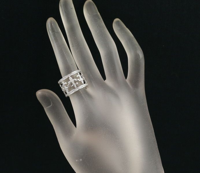 ダイヤ 0.92ct 透かし フルールドリス  リング Pt900 