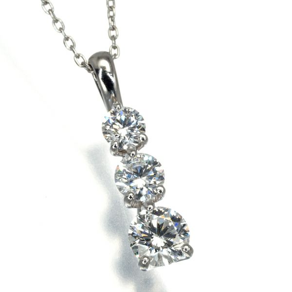 トリロジー ネックレス ダイヤ 1.00ct  3P Pt900/Pt850 