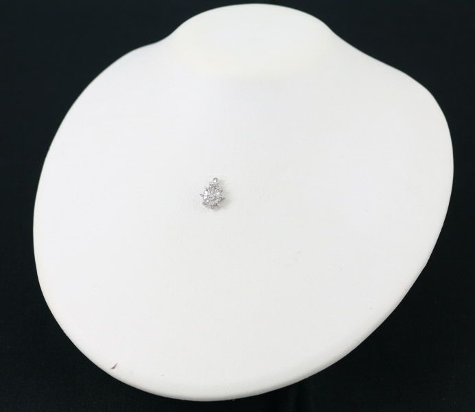 ダイヤ 0.29ct 2種カット  ペンダントトップ K18WG 