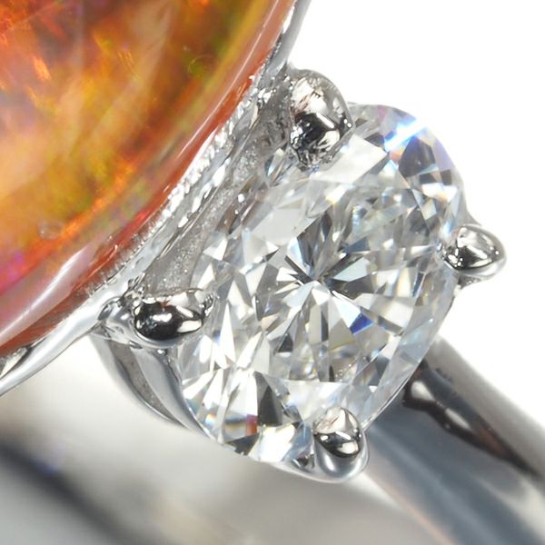 ファイアオパール 1.94ct ダイヤ 0.30ct オーバルカット  リング Pt900 鑑別書