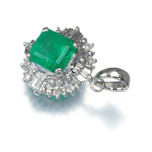 エメラルド 1.09ct ダイヤ 0.12ct クラシック ペンダントトップ Pt900 ソーティング