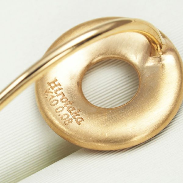 ヒロタカ ピアス ブラック&クリア ダイヤ 0.08ct Wheel of Fortune アロー 片耳 K10