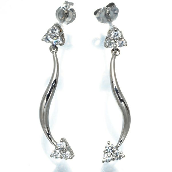 星の砂 ピアス ダイヤ 0.18ct/0.18ct 揺れる Pt900 