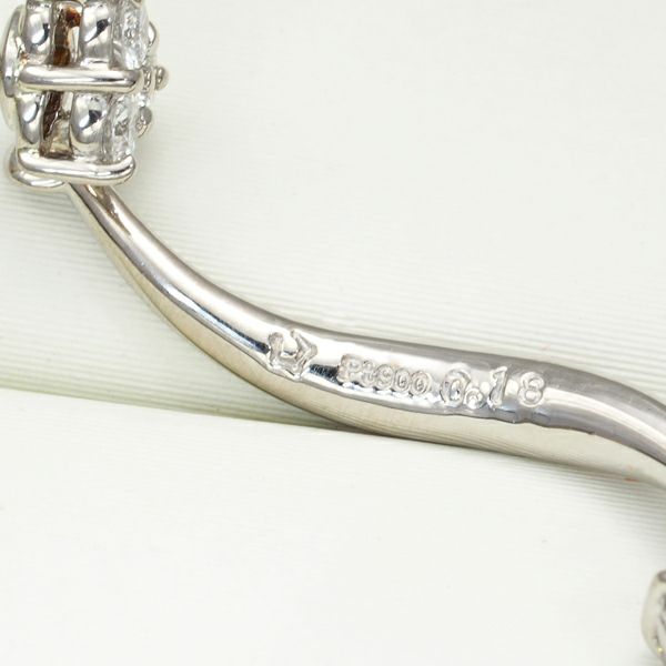 星の砂 ピアス ダイヤ 0.18ct/0.18ct 揺れる Pt900 