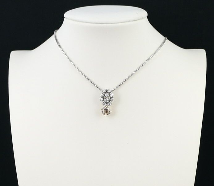 カシケイ ネックレス ダイヤ 0.718ct/0.38ct   K18PG/WG/Pt900 