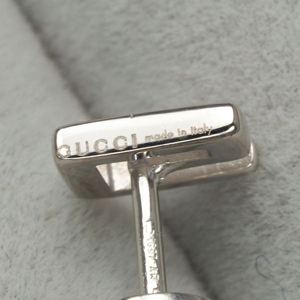 グッチ ピアス Gロゴ K18WG 