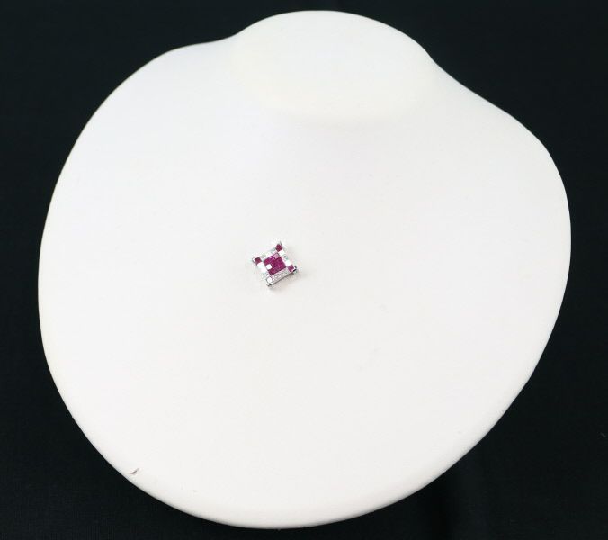 ルビー 1.30ct ダイヤ 0.67ct  ミステリーセッティング ペンダントトップ K18WG ソーティング