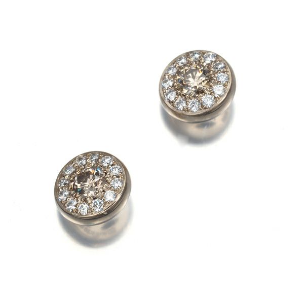 カシケイ ピアス ダイヤ 0.20ct/0.10ct  モア サークル K18BG 