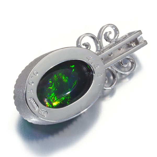 オパール 4.34ct ダイヤ 0.07ct ペンダントトップ K18WG ソーティング