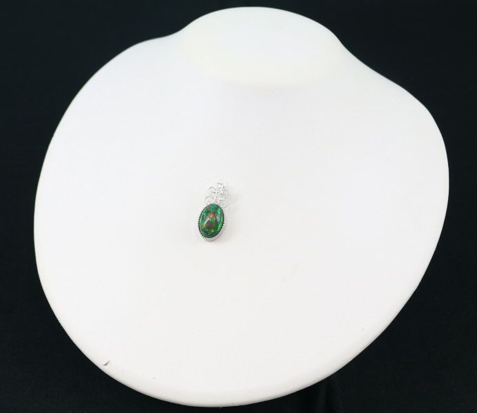 オパール 4.34ct ダイヤ 0.07ct ペンダントトップ K18WG ソーティング