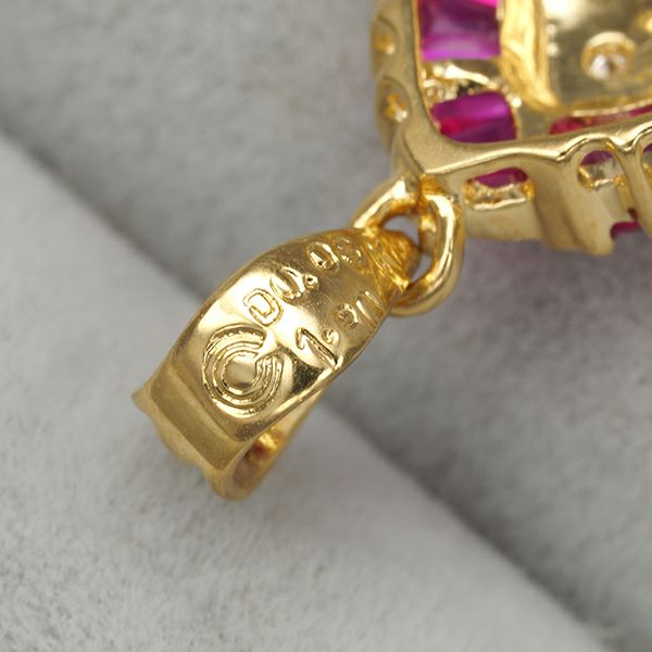 シャレード ペンダントトップ ルビー 1.30ct ダイヤ 0.08ct クラシック ティアドロップ K18YG 