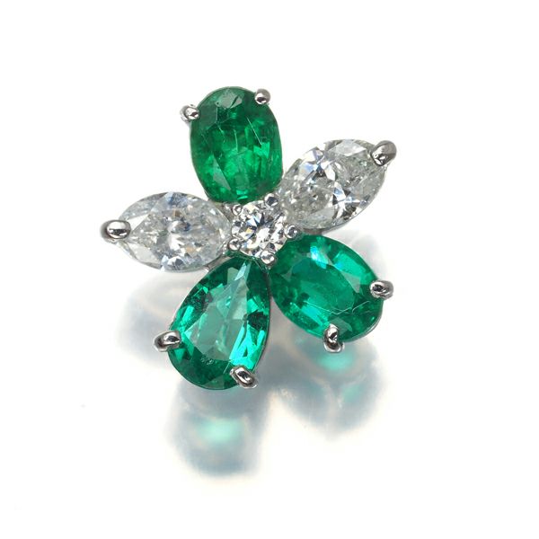 エメラルド 0.46ct ダイヤ 0.26ct フラワー ペンダントトップ Pt900 