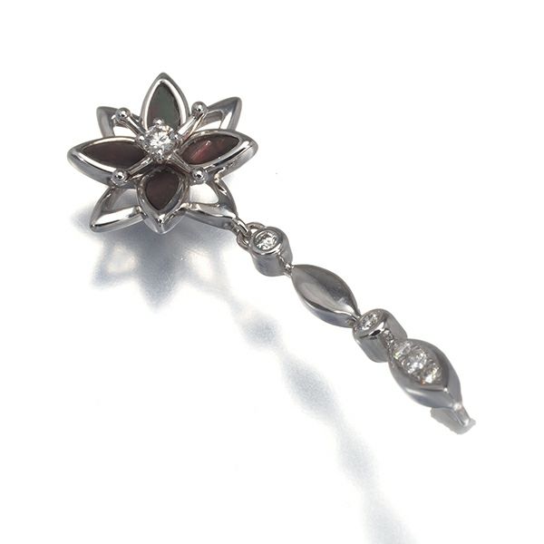タサキ ペンダントトップ ブラックシェル ダイヤ 0.11ct  フラワー K18WG 