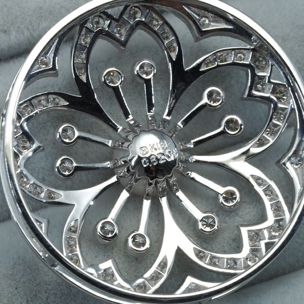 ミキモト ペンダントトップ パール 真珠 ダイヤ 0.62ct  透かし 桜 フラワー K18WG 
