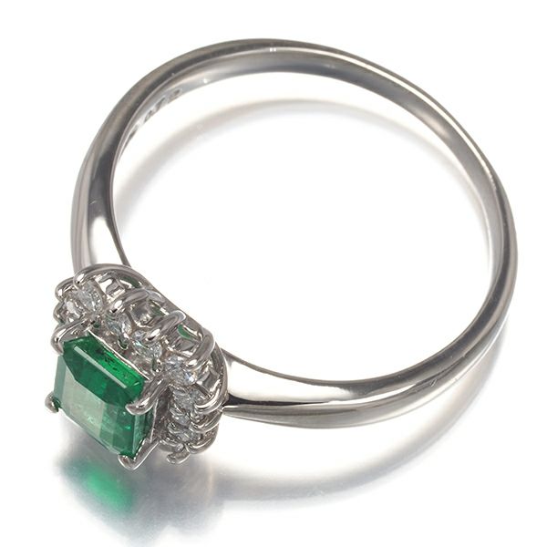 タサキ リング エメラルド 0.72ct ダイヤ 0.24ct  クラシック 18号 Pt900 