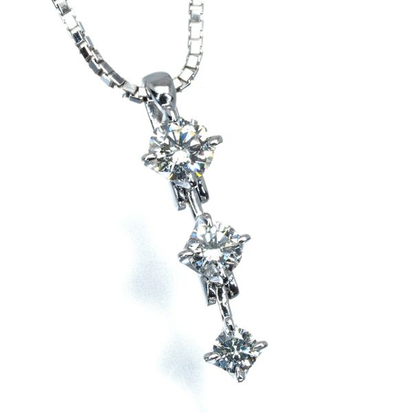 タサキ ネックレス ダイヤ 0.32ct  3P K18WG 