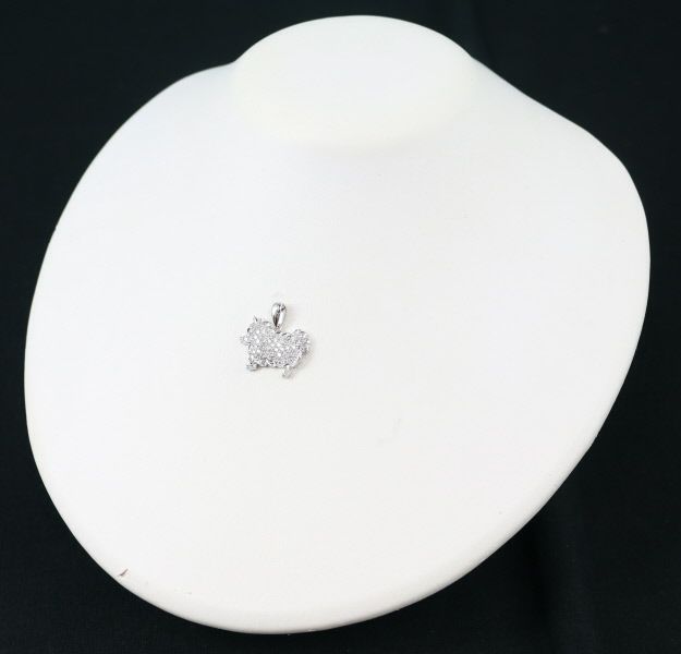 ダイヤ 0.80ct/0.01ct パヴェ イヌ アニマル ペンダントトップ K18WG 