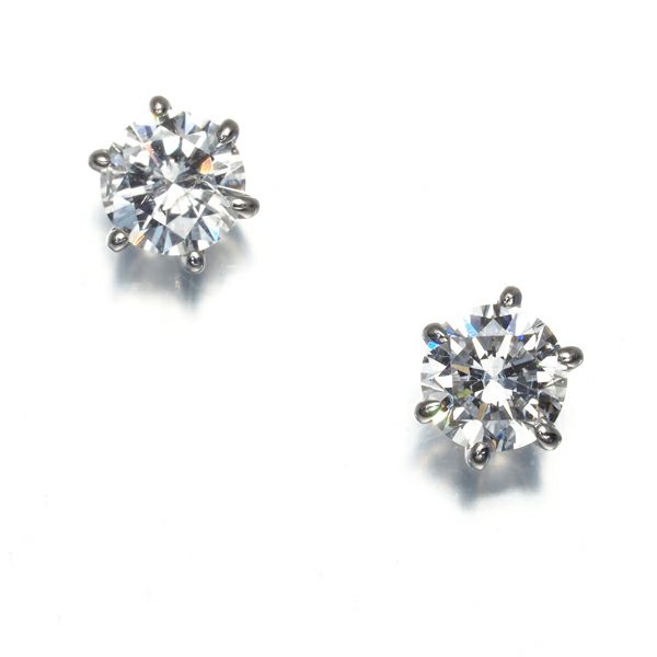 ダイヤ 0.200ct/0.211ct 一粒 ピアス Pt900