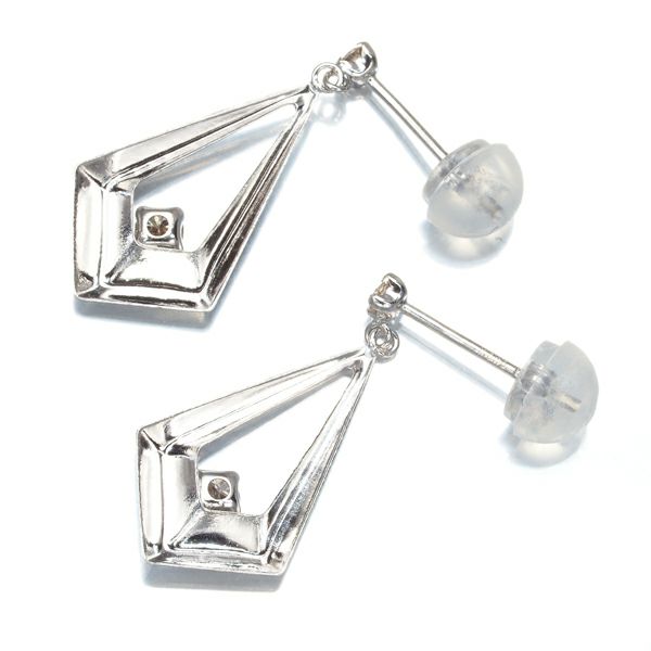 ダイヤ 0.1ct/0.1ct 揺れる  ピアス K18WG 