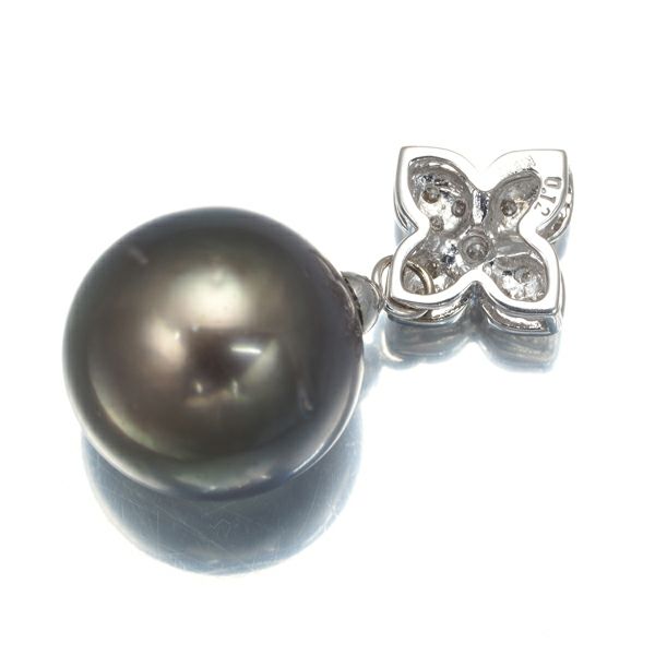ブラックパール 黒蝶真珠 12.8mm ダイヤ 0.12ct フラワー 揺れる  ペンダント K18WG 