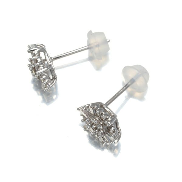 ダイヤ 0.17ct/0.17ct  2種カット テーパー&ラウンド ピアス K18WG 