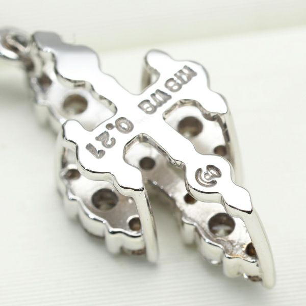 タサキ ペンダントトップ ブラックパール 黒蝶真珠 10.8mm ダイヤ 0.21ct   K18WG 