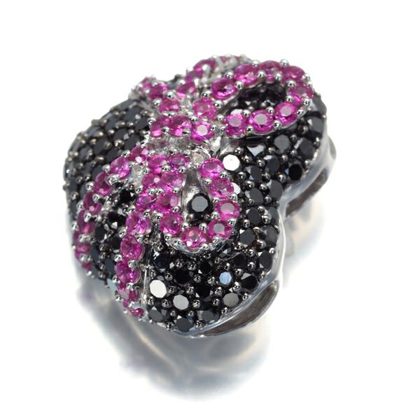 ピンクサファイア 0.72ct ブラックダイヤ 1.55ct リボン ハート ペンダントトップ K18WG