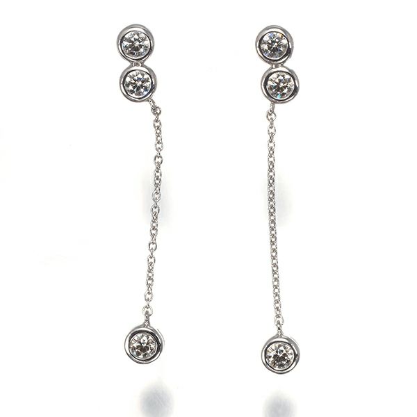 ダイヤ 0.18ct/0.18ct ピアス K18WG 