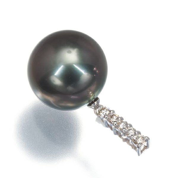 ブラックパール 黒蝶真珠 11.3mm ダイヤ 0.10ct   ペンダントトップ K18WG 