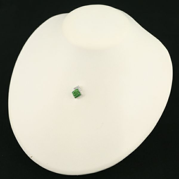 グリーンガーネット 0.62ct ダイヤ 0.10ct ミステリーセッティング  ペンダントトップ K18WG 