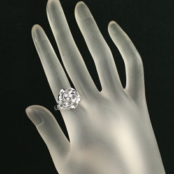 タサキ リング ダイヤ 0.07ct  フラワー 12号 K18WG 