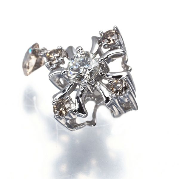 ブラウン&クリア ダイヤ 0.25ct クロス  ペンダントトップ K18WG 