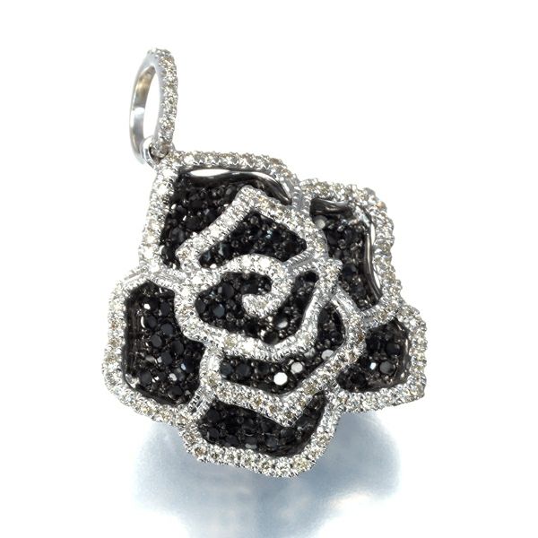 ダイヤ ブラックダイヤ 1.00ct フラワー  ペンダントトップ K18WG/ブラックコーティング 