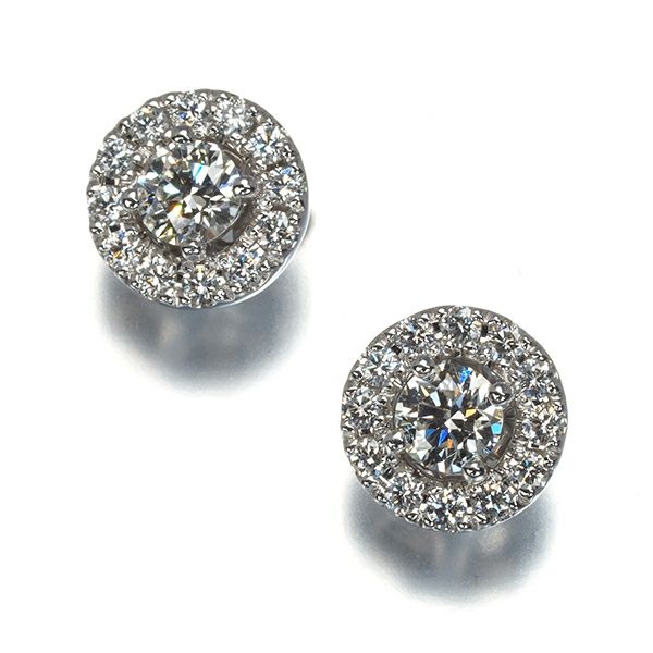 フォーエバーマーク ピアス ダイヤ 0.34ct/0.22ct センターオブマイユニバース Pt900