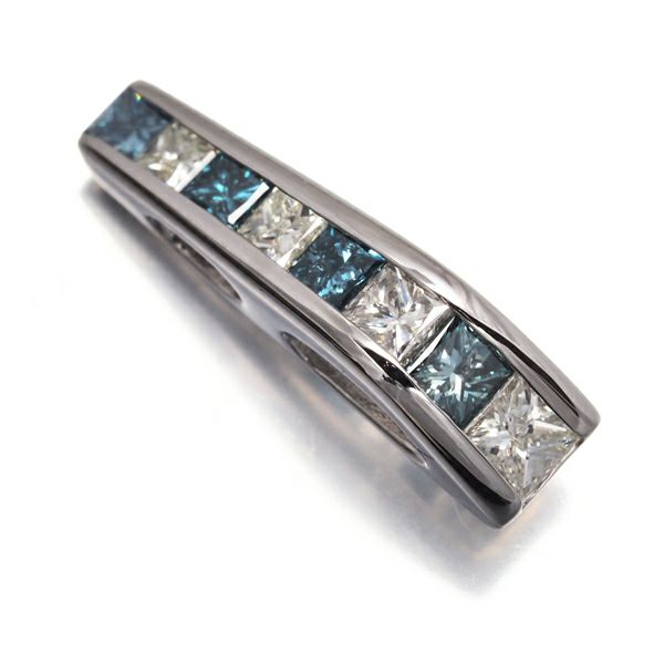 ブルー&クリア ダイヤ 0.39ct/0.36ct プリンセスカット  ペンダントトップ Pt900 