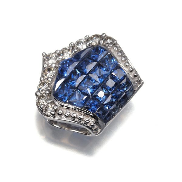 サファイア 0.54ct ダイヤ 0.10ct ミステリーセッティング  ペンダントトップ K18WG 