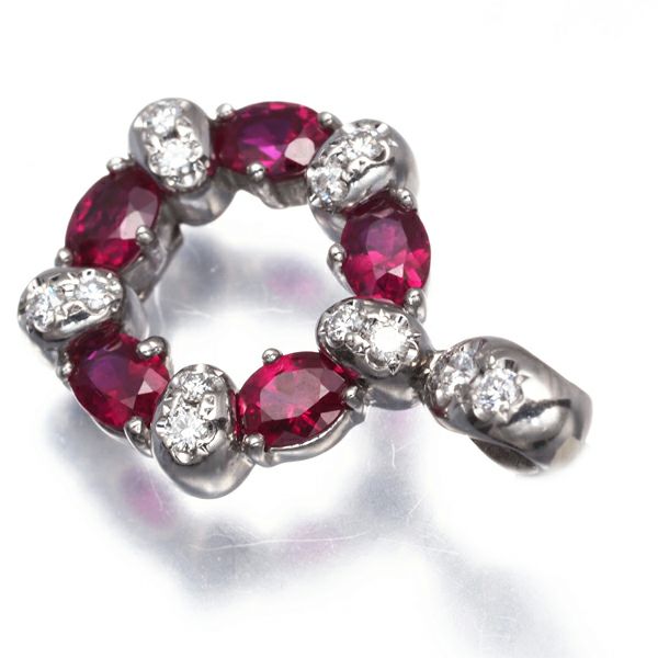 タサキ ペンダントトップ ルビー 0.86ct ダイヤ 0.13ct   Pt900 
