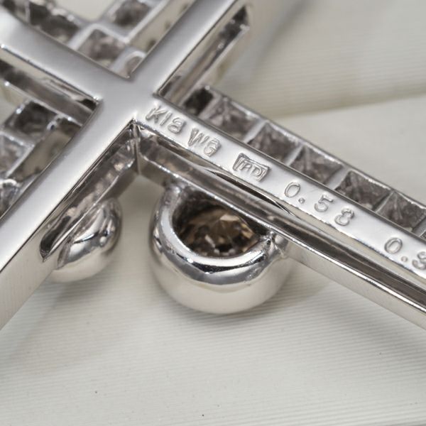 カシケイ ペンダントトップ ダイヤ 0.58ct/0.37ct ダブルクロス  K18WG 