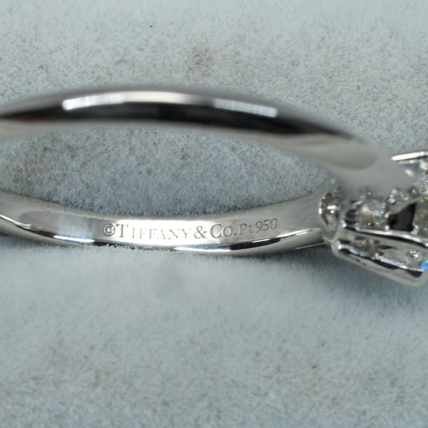 ティファニー リング ダイヤ 0.71ct   ハートシェイプ ソリティア 12号 Pt950 鑑定書