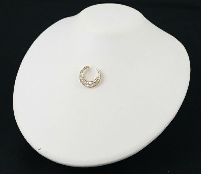 GSTV ペンダントトップ ダイヤ 0.74ct  テーパーカット ムーン K18YG 